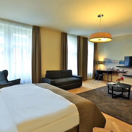 James Hotel & Apartments Prag Eksteriør billede