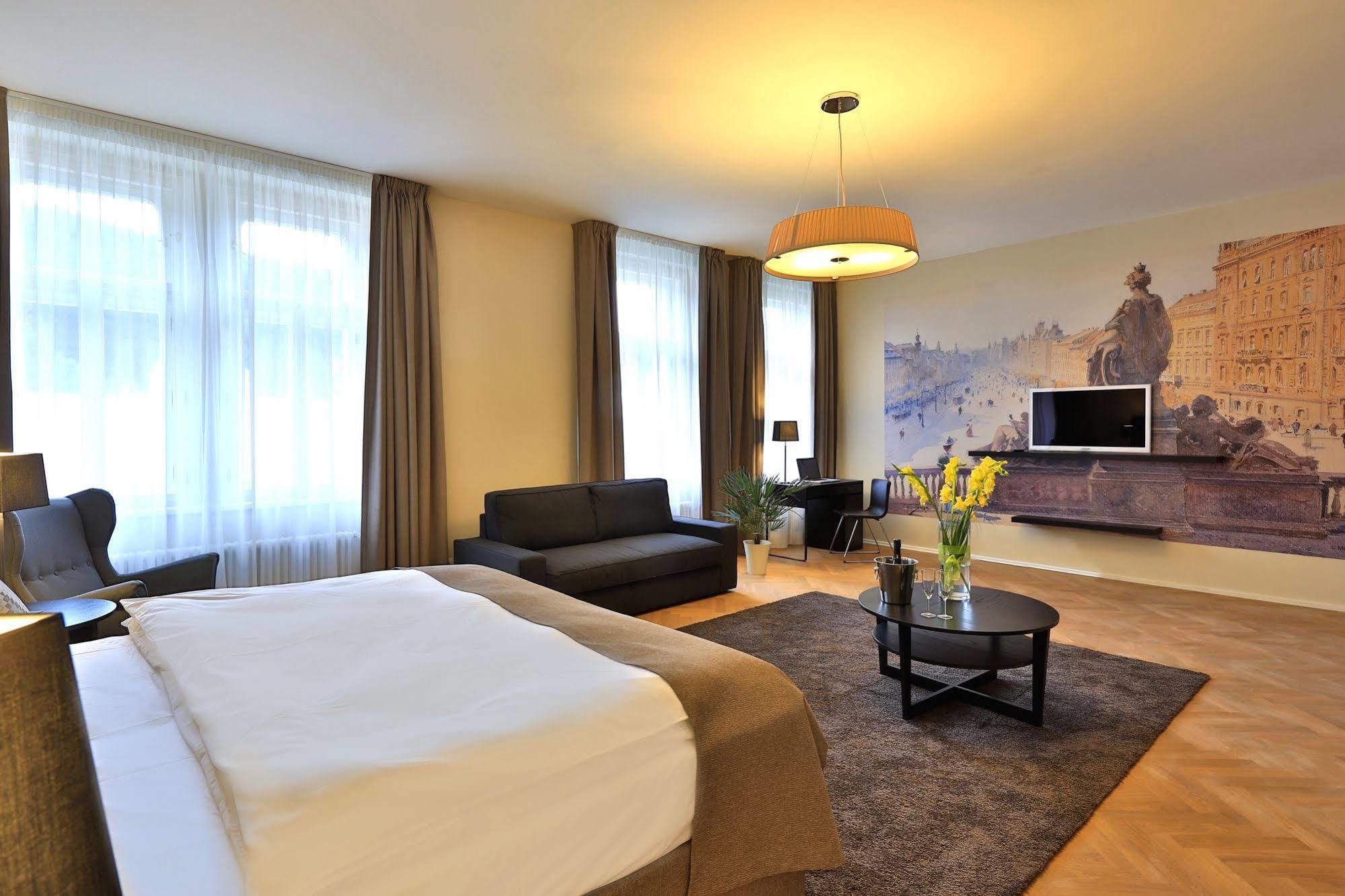 James Hotel & Apartments Prag Eksteriør billede